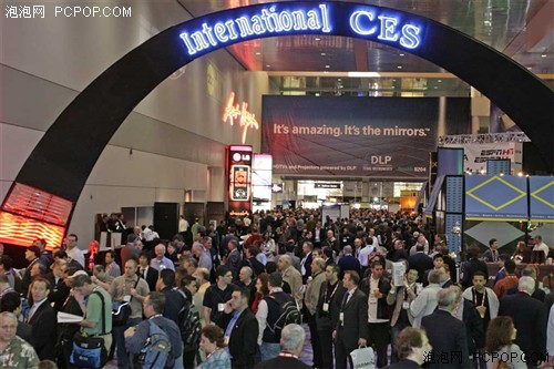 CES2007������չʾ56Ӣ��4������Һ��