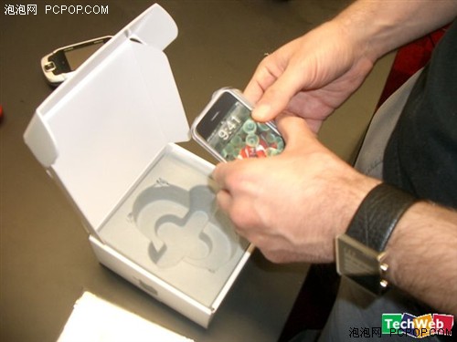 ���Ծ��أ����ر�ƻ��iPhone�������