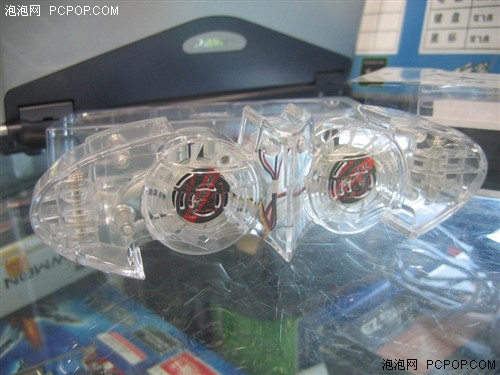 贴心呵护你内存！九州风神炫彩散热器