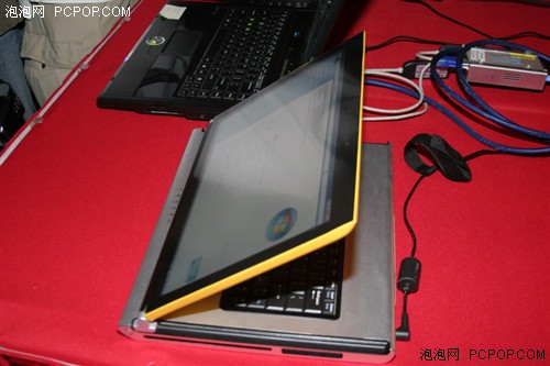 IDF2007�����ڲ�ͬ&nbsp;�¿��ʽƽ��PC