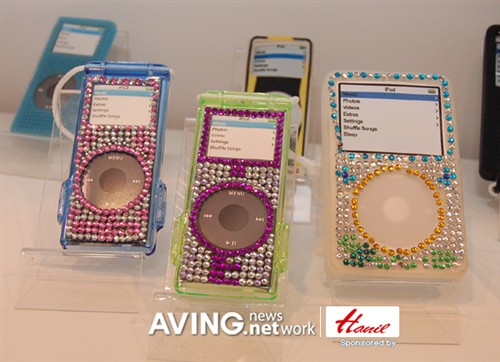 ƻ���û�Ц�ˣ�T&F�Ƴ����iPodƤ��