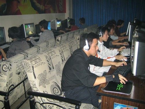�ȴ��Ӱ���&nbsp;����FPS�����ܷ�ȡ��CS��