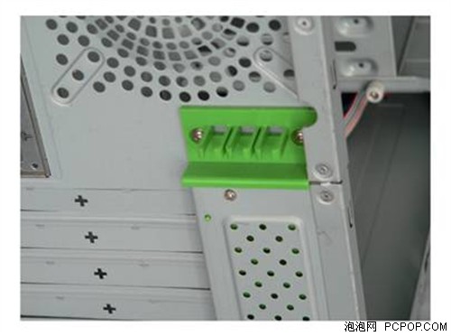��Ϸ���ơ�����ӯ�����Ի���2004