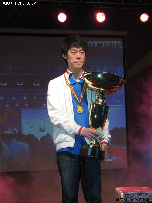 �ܾ���4��0��ɨMOON��LYN����WGC2007