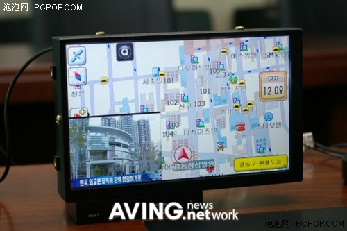 能显示实时车况!韩国大屏窄边框新品_GPS新闻