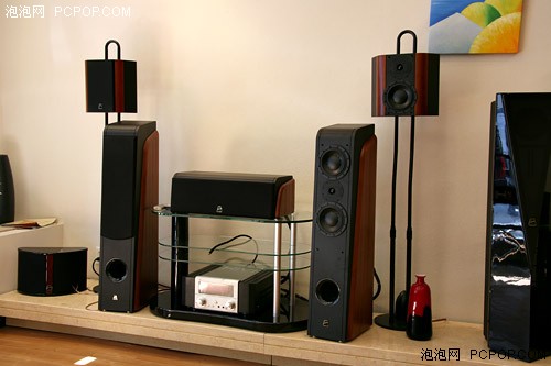 响亮世界的声音!惠威美国专卖店探秘