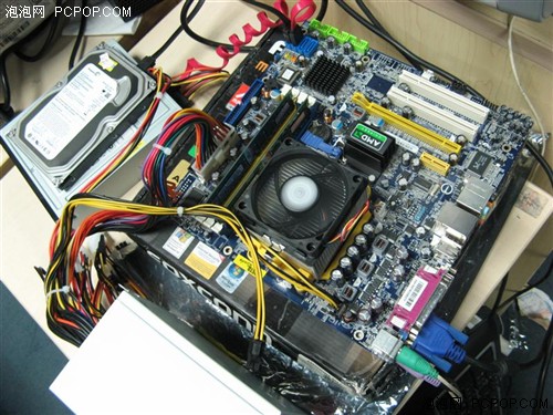 ѡ780G����690G��&nbsp;�˿�AMD���ϰ嵼��