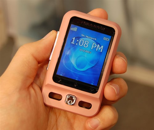 ����iPhone&nbsp;����ɫ��Neonode&nbsp;N2����