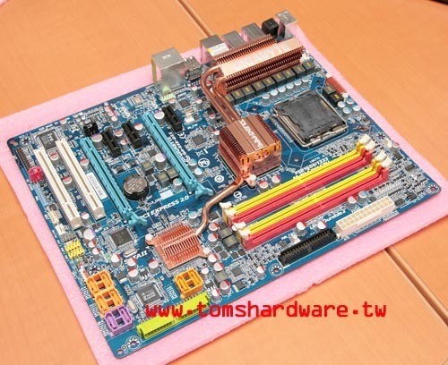 ˭˵ֻ֧��DDR3&nbsp;����X48����֧��DDR2