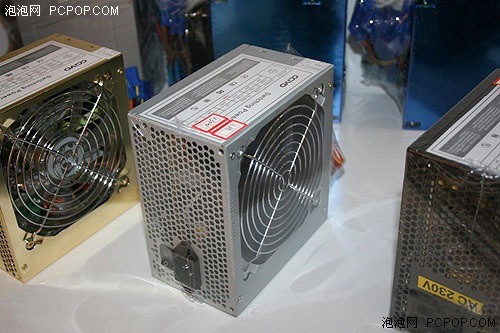 CeBIT2008会展:新战线08新品电源登场