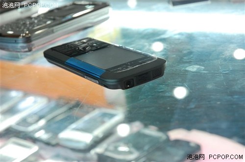 ’’国美的投名状 斥资百万砸向"黑手机"’’