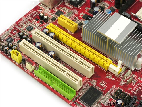 780G��ǿ������&nbsp;����GeForce8200����