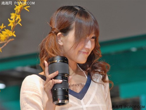 PIE2008 腾龙70-200F2.8镜头全裸展示
