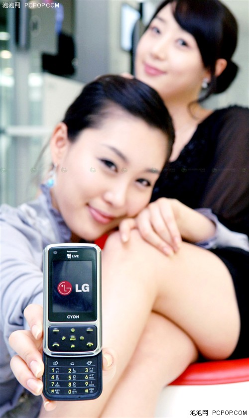 皮肤质感按键 LG SH240硅胶手机亮相