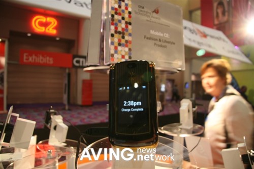 ȫ��ս��&nbsp;MOTO&nbsp;RAZR2�ر������CTIA