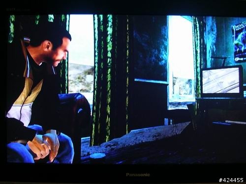 18禁:Xbox360版GTA4 开箱及试玩屏摄