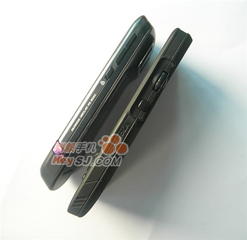 超薄500万 MOTO ZN5样张真机同步曝光