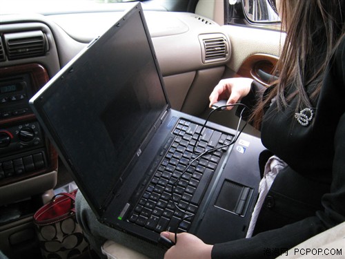 ���������Ҷ���&nbsp;CMMB���Ӱ������ײ�