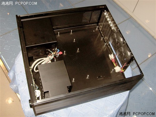 �����ʸе��������ڴ���HTPC��ң����