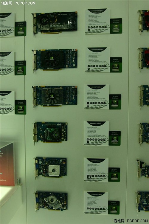 Computex08����Ӣ���Կ�����ͭǽ����