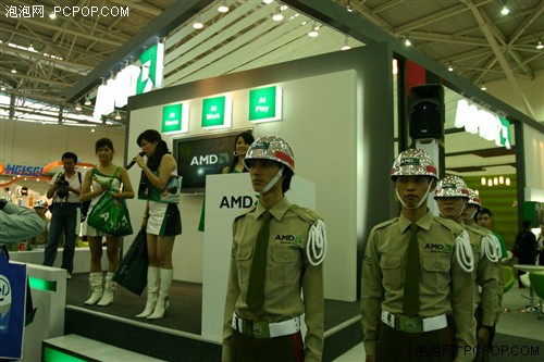 Computex08:AMDչ̨������Ů˧������
