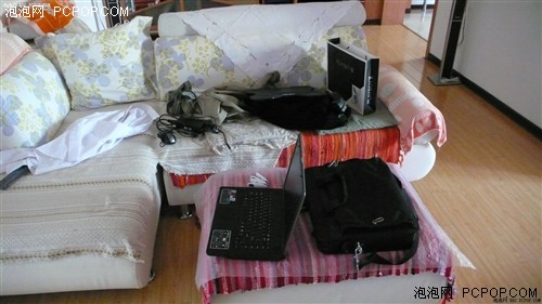��ͼ:���۳���L555T����һ�¸����ܽ�