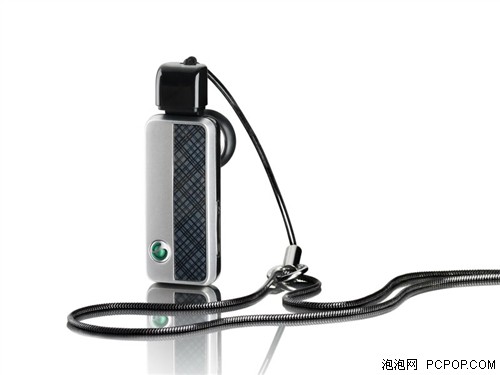 索尼爱立信发布三款创新设计蓝牙耳机