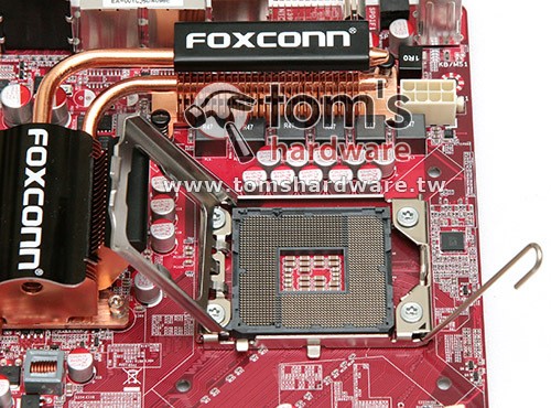 支持3通道DDR3 富士康LGA1366接口X58