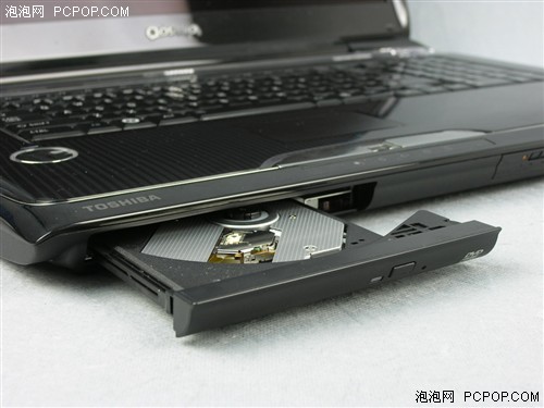 迅驰2笔记本评测:18吋东芝Qosmio G50