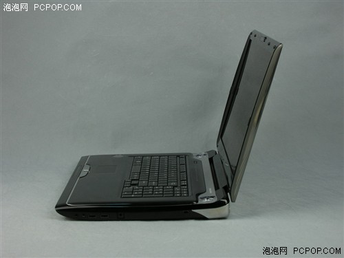 迅驰2笔记本评测:18吋东芝Qosmio G50