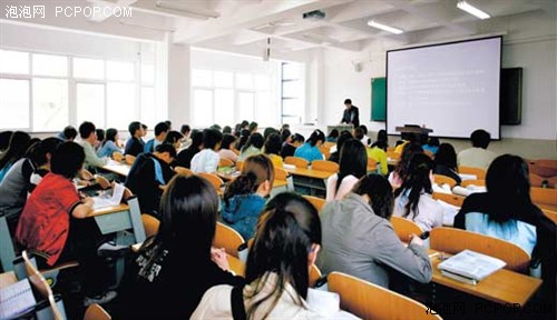 提升教学质量!五款热门教育投影推荐