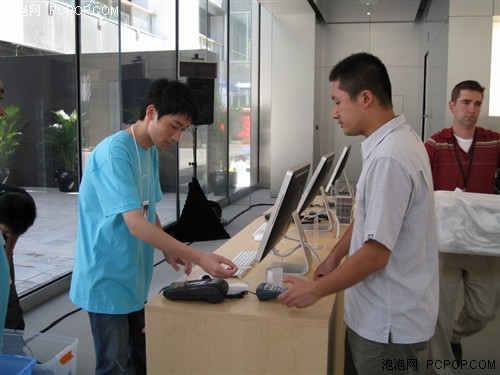 抢鲜曝光苹果在华首家Apple Store店