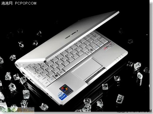 试试华硕的小尺寸笔记本怎么样 ?