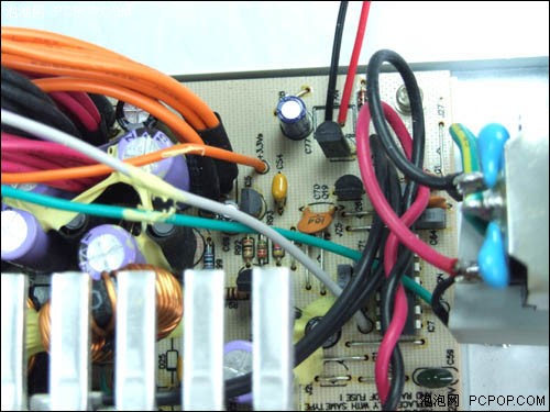 全电网输入:长城BTX-400KD宽网电源