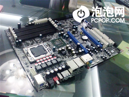 独家：国内首款X58主板CPU性能曝光！