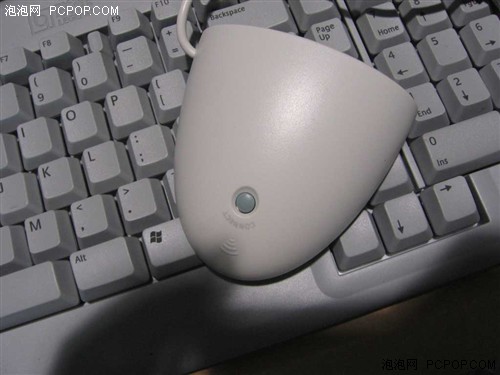 {imageTitle}