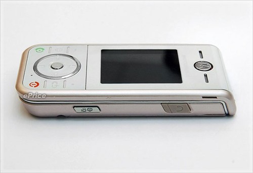 粉便宜!把玩MOTO ZN200/EM30音乐新机