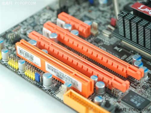 Intel平台最强整合 首批MCP7A大曝光