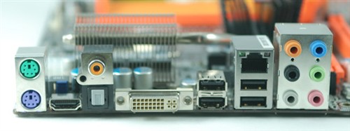 Intel平台最强整合 首批MCP7A大曝光