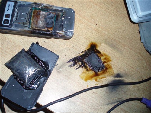 耸人听闻 近期有关手机的 意外 事件_诺基亚手