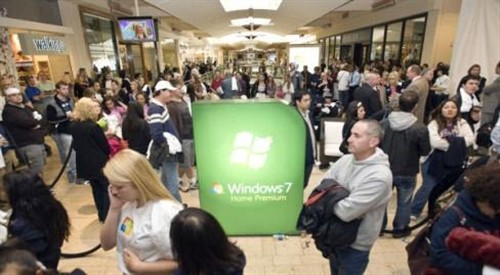 微軟加州零售店正式開業Win7照亮全場