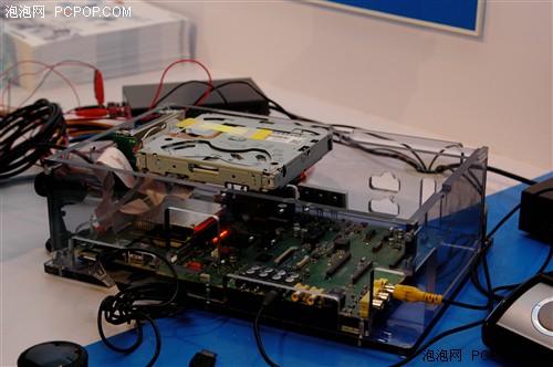 IDF展示Atom架构车载智能处理IVI模块 