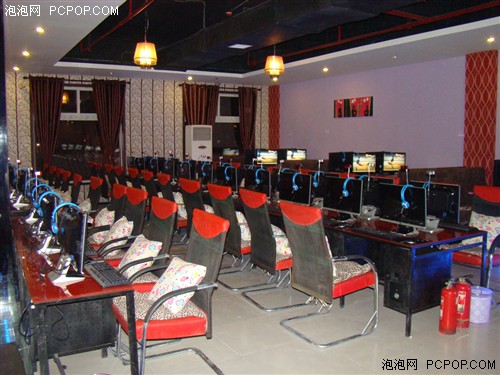 4��������Ƽ�! AMD��8ϵ����4���뷢 