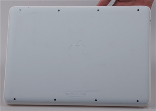 多图：苹果新款MacBook谍照越南曝光 