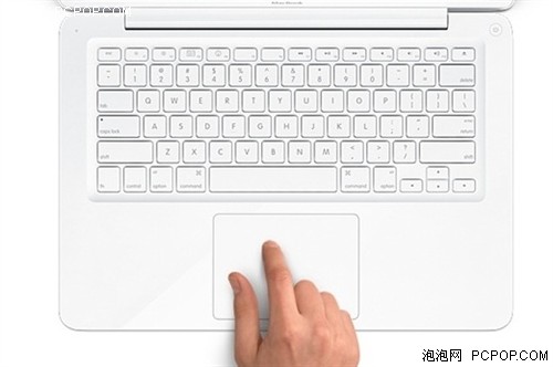 苹果悄然发布MacBook 即日起上市发售 