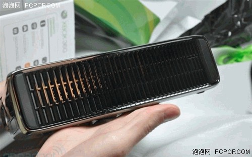 多图：最新版本Slim Xbox360真机拆箱 