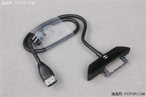 希捷GoFlex配4大接口 USB2.0/3.0详测 