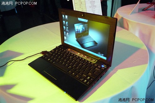 华硕发布三款第四代Eee PC上网本新品 