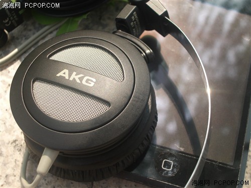 延续AKG品牌魅力！网友试用K404感受 