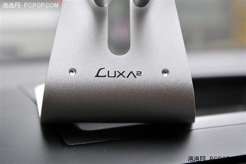 iPhone4的新配件！Luxa2支架添趣味 